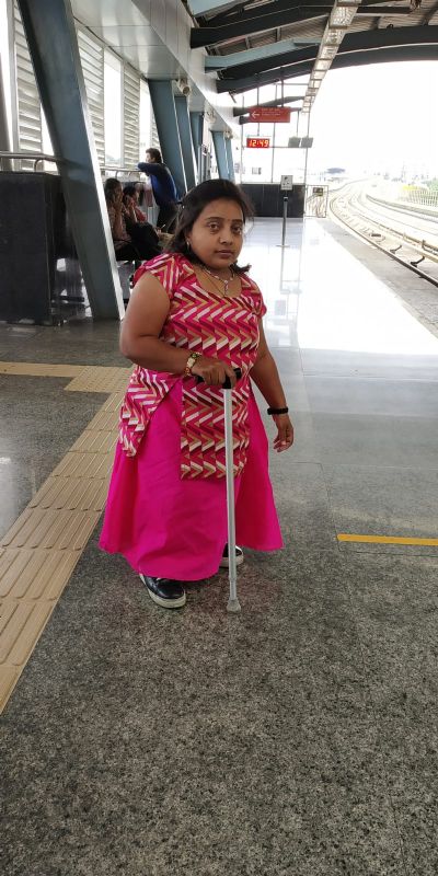 Indian matrimonial profile: varalaxmi_1, 44, Banking Services, from India
